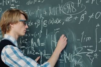 Navier-Stokes : OpenAI dément avoir pillé les travaux d'un mathématicien de NYU