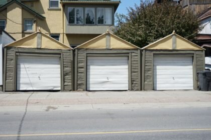 Orléans : la « marche de garage à 10 000 euros » qui affole le web Orléans : la « marche de garage à 10 000 euros » qui affole le web