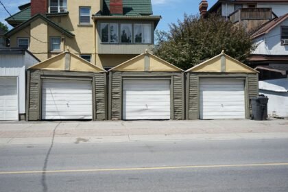 Orléans : la « marche de garage à 10 000 euros » qui affole le web Orléans : la « marche de garage à 10 000 euros » qui affole le web