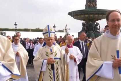 Pape Léon XIV : 600 000 fidèles annoncés à la Concorde, sans comptage officiel