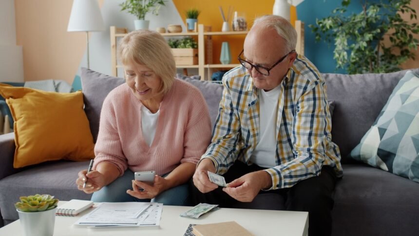 Pensions : gel au-delà de 2 034 € par mois, situez la vôtre avant le 1er octobre Pensions : gel au-delà de 2 034 € par mois, situez la vôtre avant le 1er octobre