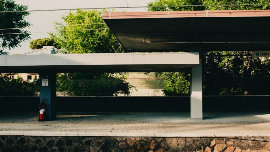 Sncf : aucun train antibes-monaco samedi, terminus blancarde à marseille SNCF : aucun train Antibes-Monaco samedi, terminus Blancarde a Marseille