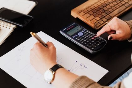 Bulletin de paie et calculatrice, gel du point d indice des fonctionnaires en 2027