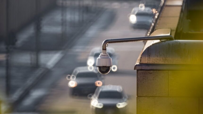 Radar IA : une automobiliste amendée à cause du nez de sa belle-mère