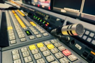 Radio Nova : l'Arcom la met en demeure sur les quotas de chanson francaise