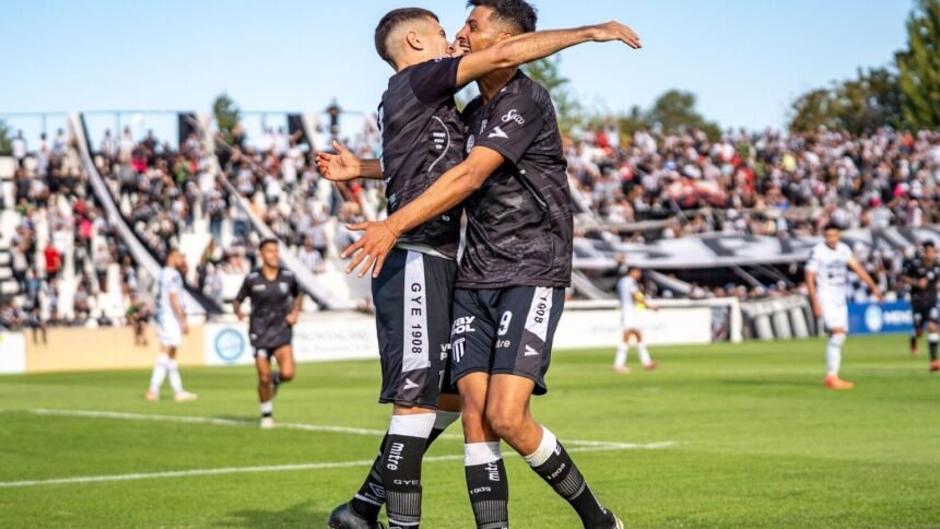 Ligue 1 : strasbourg écrase troyes 6-2 et enchaîne une 2e victoire Ligue 1 : Strasbourg écrase Troyes 6-2 et enchaîne une 2e victoire
