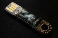 Trezor : la fuite de données shipmonk touche désormais 80 700 clients Trezor : la fuite de données ShipMonk touche désormais 80 700 clients