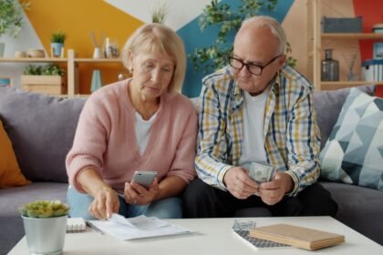 Versement retraite octobre : Agirc-Arrco jeudi 1er, Cnav vendredi 9