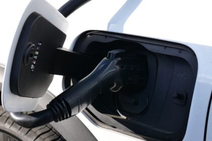 Voiture électrique : jusqu'à 7 700 € pour les gros rouleurs et les taxis Voiture électrique : jusqu'à 7 700 € pour les gros rouleurs et les taxis