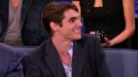 Rj mitte est mort à 34 ans : l'acteur de breaking bad jouait walter white jr. Pierre Ménès Hanouna