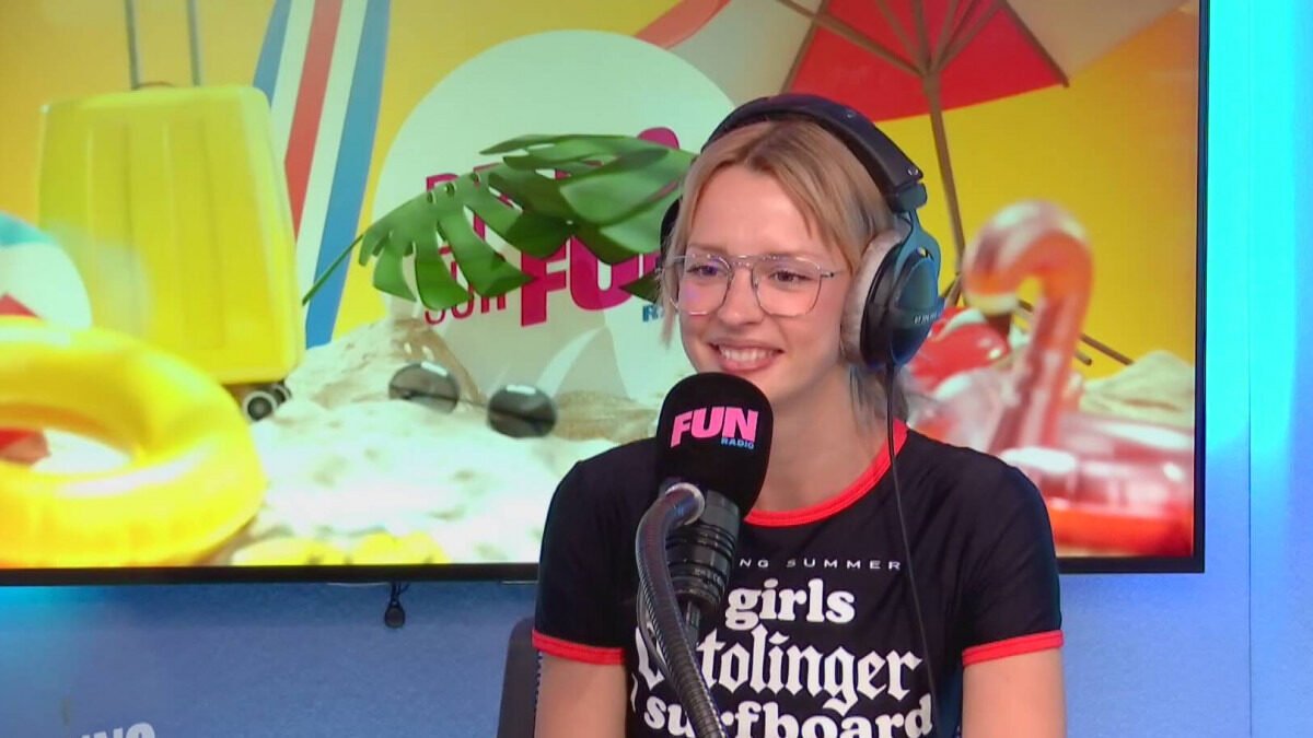 Angèle sur Fun Radio : « Il ne faut pas normaliser la répression violente »
