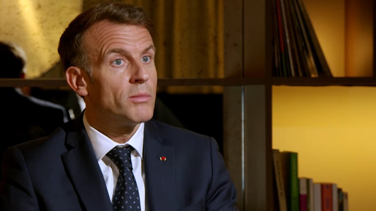 Macron face à HugoDécrypte : lycéens blessés, Parcoursup, Trappes, ses réponses
