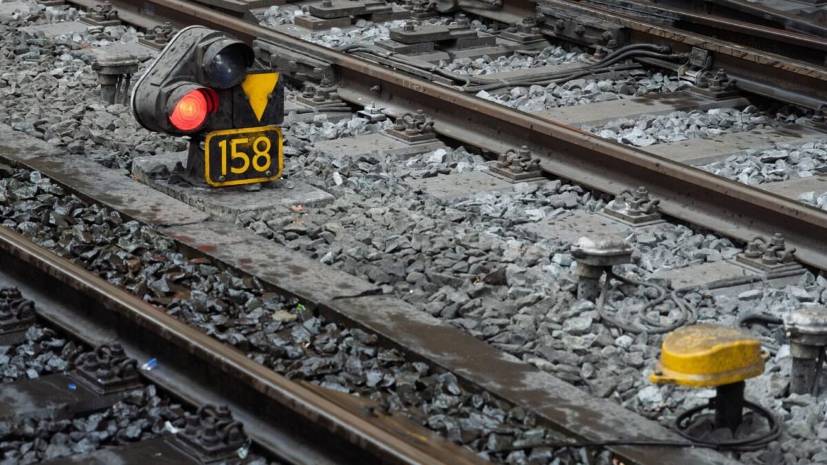 Accident de trains en Espagne : la piste de la signalisation
