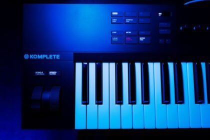 Angèle Instinct : l'album sort le 16 octobre, avec Justice