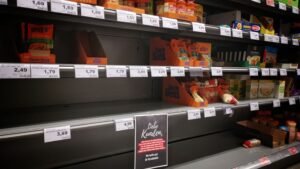 Carrefour bourse : l'action chute de 14 %, objectifs 2026 abaissés après les pillages Carrefour Bourse : l'action chute de 14 %, objectifs 2026 abaissés après les pillages