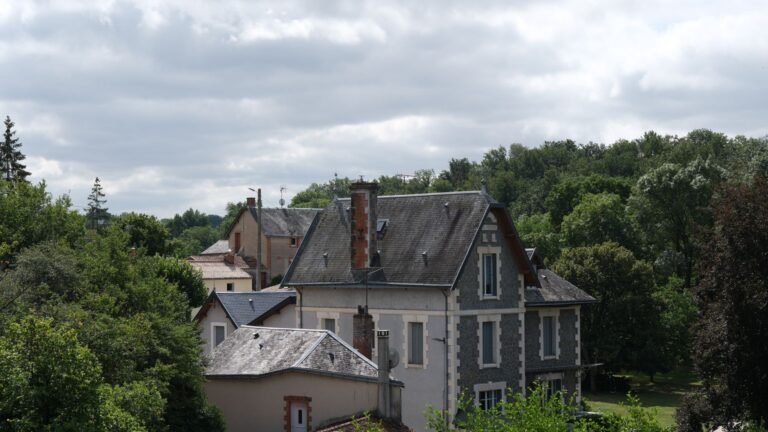 Couvre-feu à Nantes et Montpellier samedi : zones interdites et amendes
