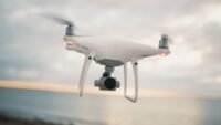 Drones à toulon : la base navale survolée, enquête ouverte Drones à Toulon : la base navale survolée, enquête ouverte
