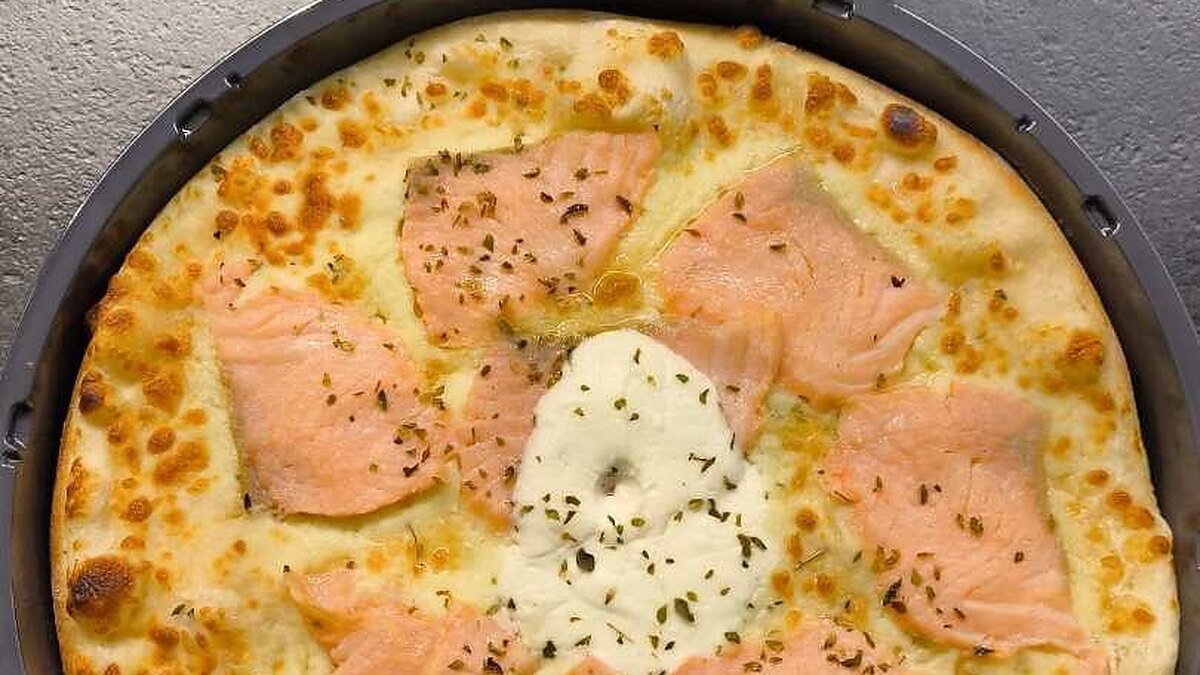 Rappel conso : pizza saumon E.Leclerc rappelée pour présence d&rsquo;un corps étranger
