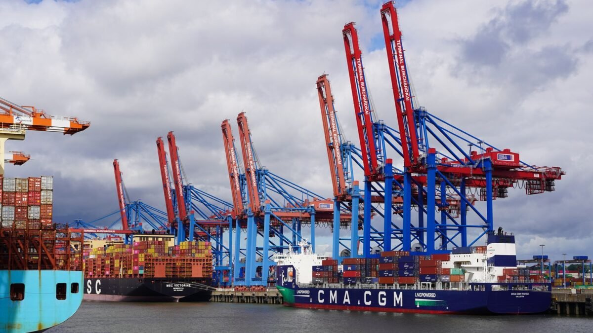 Grève des dockers vendredi 30 octobre : 24 ports touchés, ce que ça peut bloquer