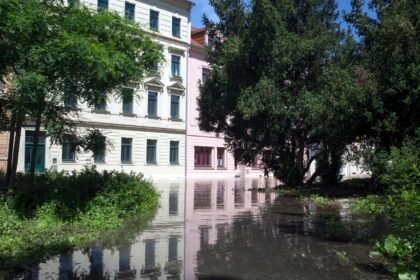 Inondations dans les Bouches-du-Rhône : un mort, comment déclarer vos dégâts