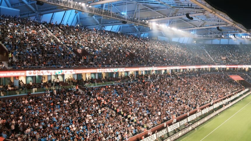 Lens – paris fc : à quelle heure et sur quelle chaîne voir le match samedi? Lens – Paris FC : à quelle heure et sur quelle chaîne voir le match samedi ?