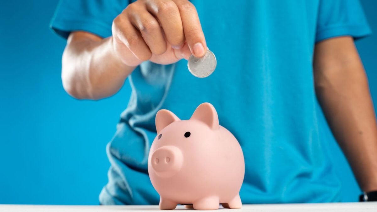 LEP ou Livret A : 250 € contre 170 € d’intérêts sur 10 000 € en 2026