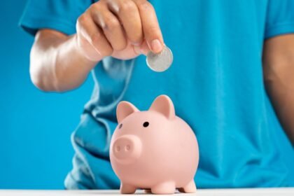 LEP ou Livret A : 250 € contre 170 € d'intérêts sur 10 000 € en 2026