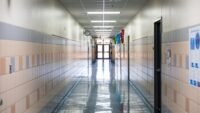 Lycées : 400 à 500 établissements fermés lundi, nouvelle journée mardi incendie Ternay