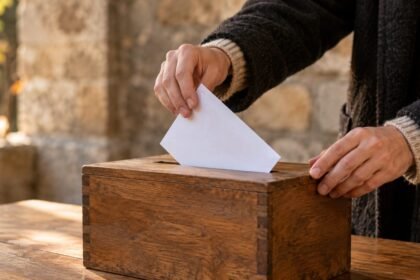 Mairie de Limoges : la souscription vise 300 000 €, un don de 250 € coûte 85 €