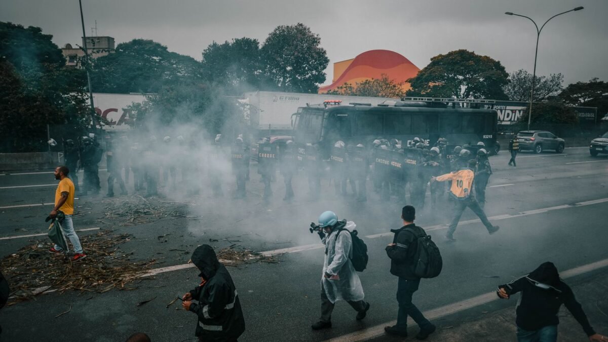 Manifestant mort le 17 octobre : l'autopsie conclut à une défaillance cardiorespiratoire