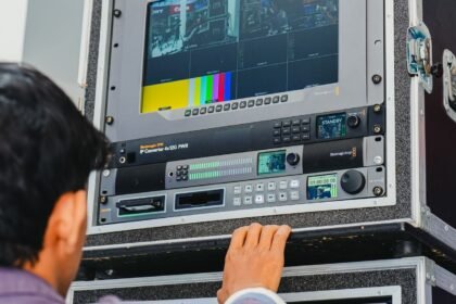 Impartialité : France Télévisions et Radio France devront publier une charte éditoriale