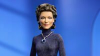 Barbie Céline Dion : Mattel sort une poupée inspirée des Oscars 1998