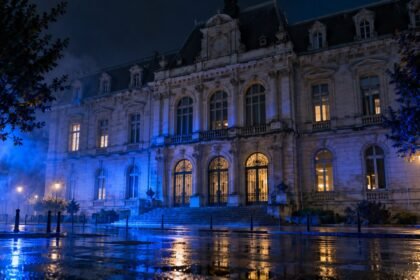 Violences du 17 octobre : Lecornu accuse Mélenchon, la classe politique se déchire
